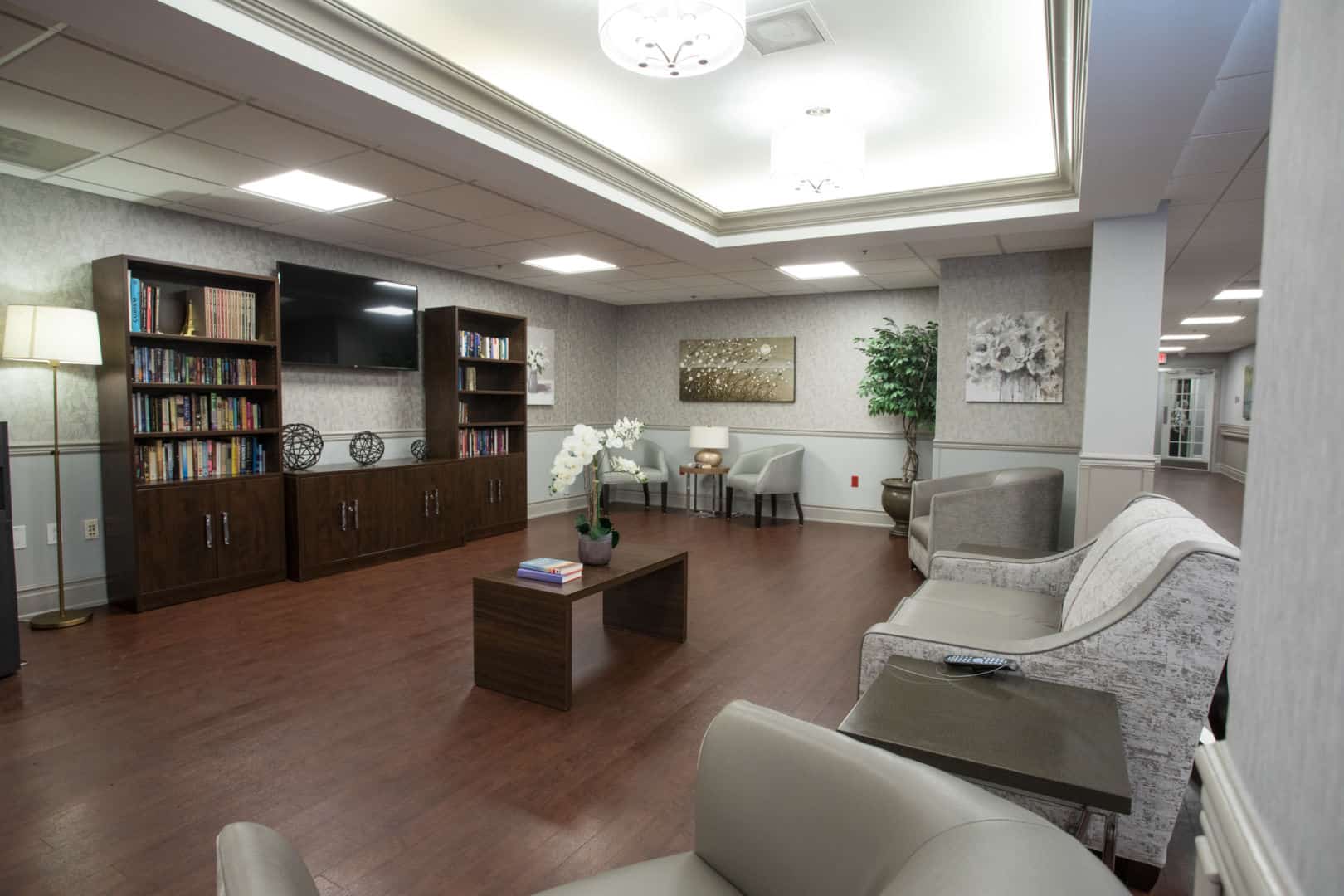 CareOne at Wayne has comfortable common areas to visit with family and friends.