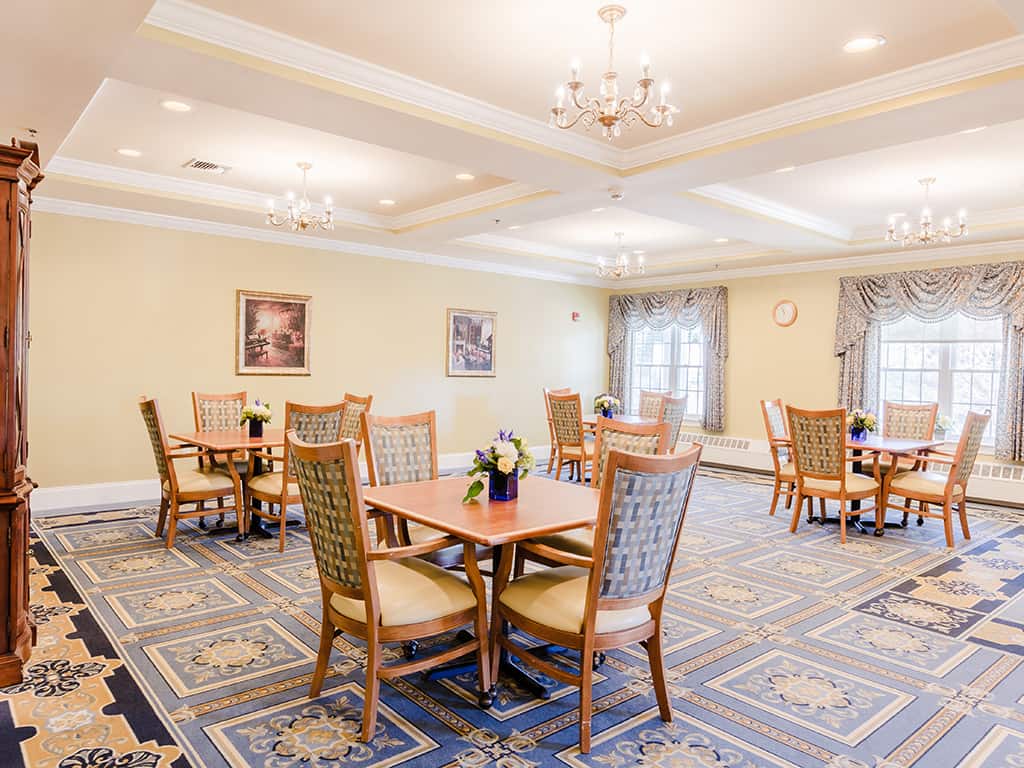 CareOne at Essex Park-Interior, dining room