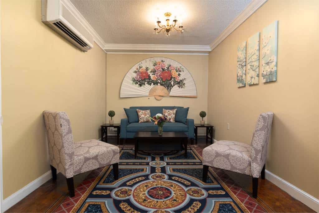 CareOne at Brookline-Interior, sitting area