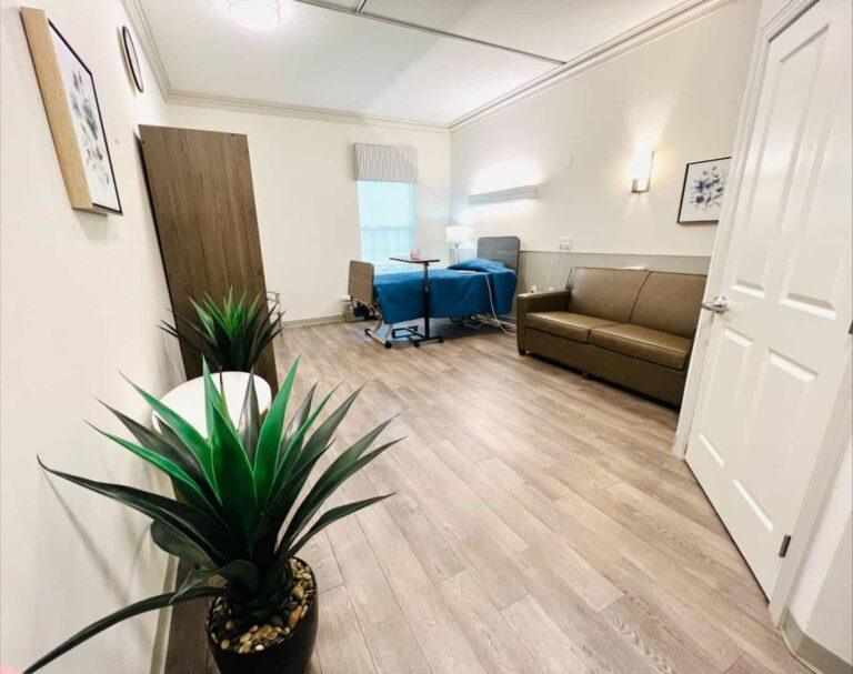 CareOne at Parsippany-Interior, room