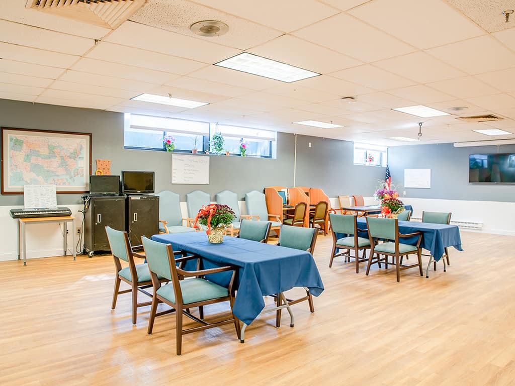 CareOne at Lowell-Interior, dining room