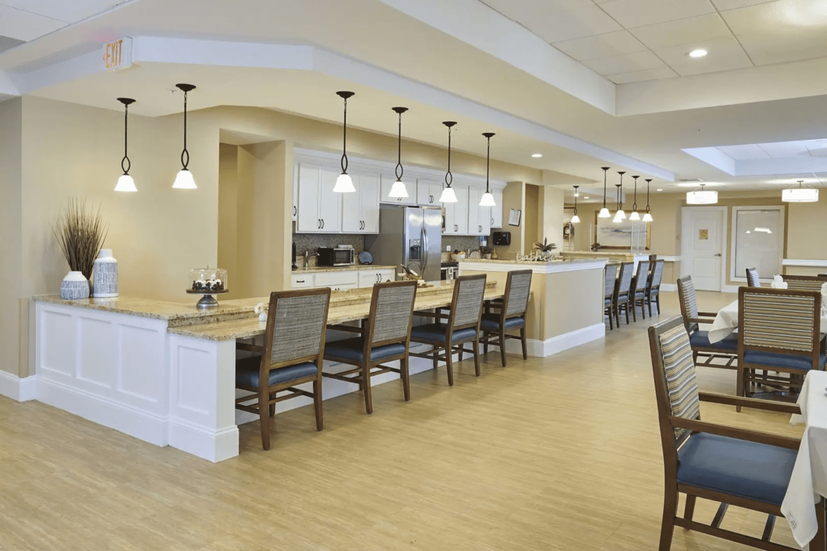 Harmony Village CareOne at Cherry Hill-Interior, dining room